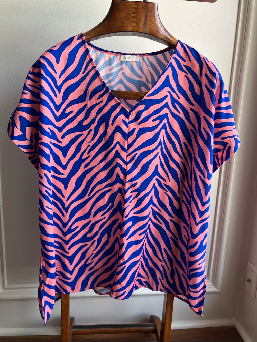 V-Neck Zebra Print Top in Pink and Blue